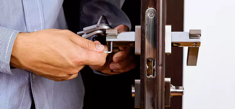 Commercial Door Lock Repair Casa de Oro-Mount Helix